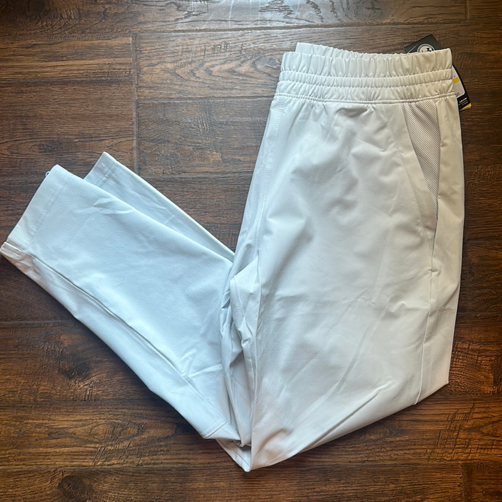 NWT Under Armour pants